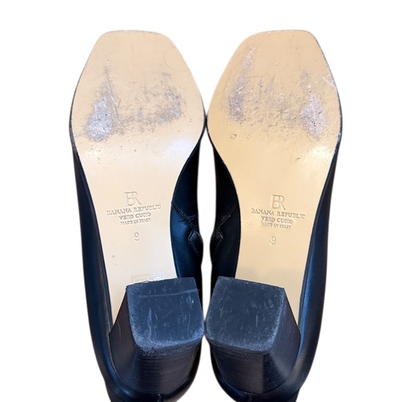 Banana Republic Black Lucca Leather Ankle Boot Italy 2.5” Heel Side Zipper 9 - Picture 10 of 16